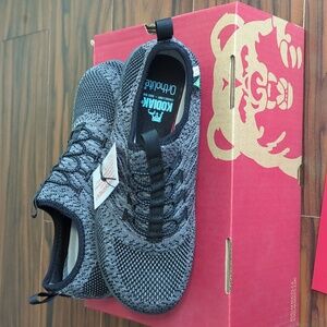 Kodiak Women's Size 6 Safety Shoes Brand New